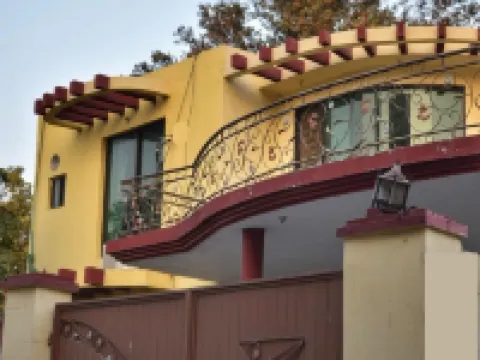 Aimys Villa Guest House Hotels in Multan