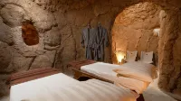 Loccal Collection Hotel Komodo - spa