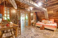 Chalet Tropical Hotel & Pool Bar Restaurant - balcony