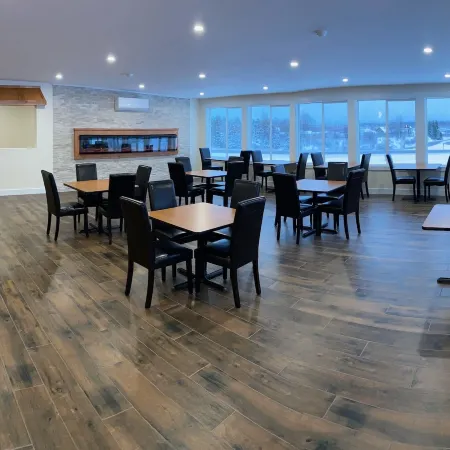 Auberge Bouctouche Inn & Suites