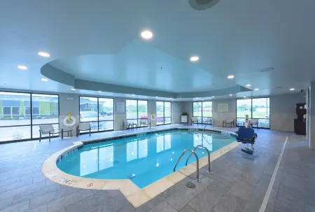 Hampton Inn Buffalo/Hamburg Отели в г. Ангола он Лейк