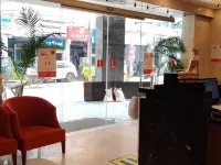 Hotel Elora Hotels near KD Singh Stadium