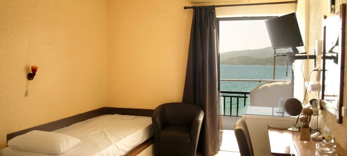 Sea View Hotels in Corinthia