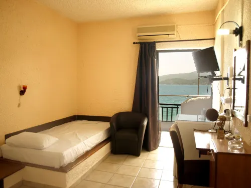 Sea View Hotels in Loutra Elenis