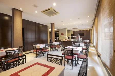 Hotel Plaza Norte Отели в г. Pirabeiraba