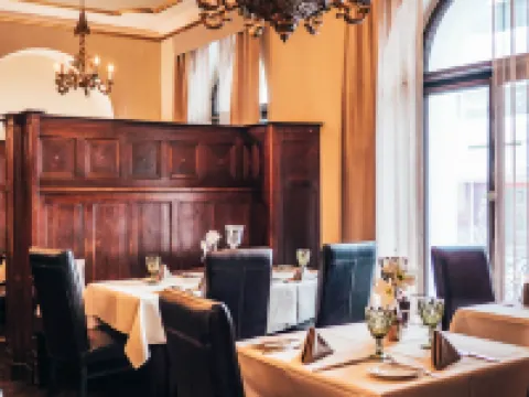 Hotel Weißes Kreuz Hotels in Bregenz