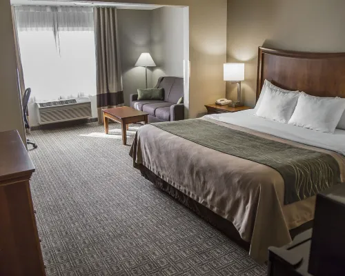 Quality Inn & Suites Hotels in Bradford