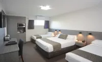 Bridge Hotel Hotels in Smithton