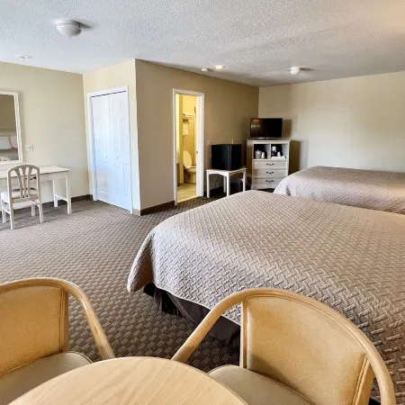 Court Plaza Inn & Suites of Mackinaw Hotels in Cheboygan County