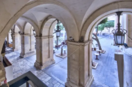 U Collection - a Luxury Collection Suites, Valletta