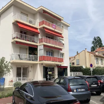 Cannes City B&B