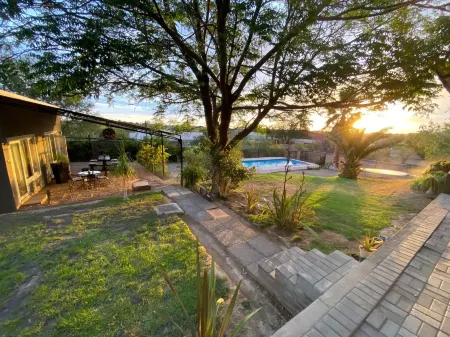 Haus Holzapfel Отели рядом с достопримечательностью «Karoo National Park»