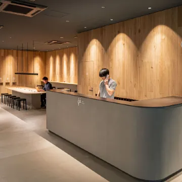 Capsule Plus Yokohama Sauna & Capsule Отели рядом с достопримечательностью «Железнодорожная станция Кикуна»