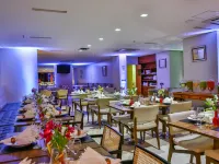 San Marino Suites Hotel by Nobile Hotels near Buritis Park