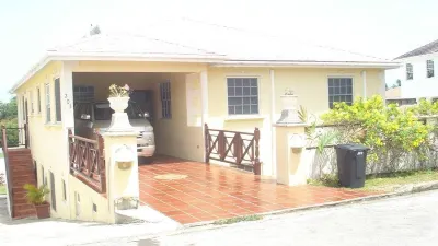 Sungold House Barbados Hotel di 