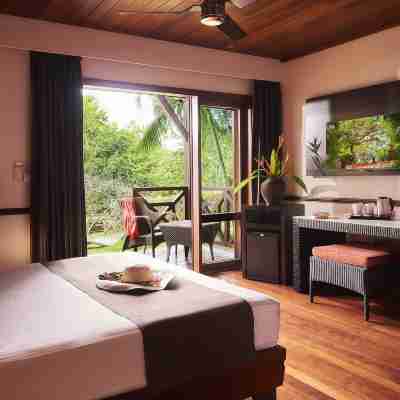Iloha Seaview Hotel Rooms