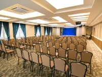 Indra Hotel - Boutique Suites Hotels near MAPS Perak