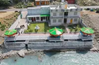 The Riverine Inn Hotels in Mingora