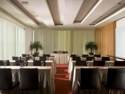 Hotel Santika BSD City-Serpong Hotels in Serpong