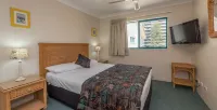 Aruba Beach Resort Hotel di Broadbeach Waters
