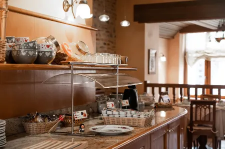 Hotel Saint-Martin Отели рядом с достопримечательностью «Ancienne Douane»