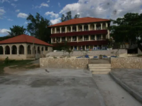 Le Mirage Hotels in West End