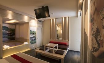 Emotional Grand Motel
