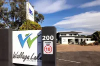 BIG4 Wallaga Lake Holiday Park - parking