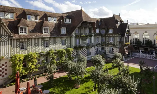Hôtel Barrière le Normandy