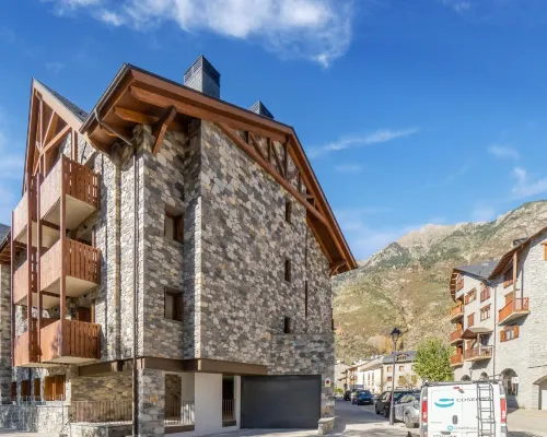 Stone Home in Benasque Near Scenic Lake Hotels in Benasque