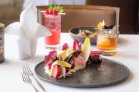 Everline Resort and Spa, Lake Tahoe - breakfast