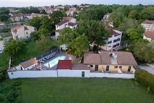 Apartment Felix Hotels in Kukci