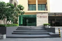 The Atrium Ratchada 13 Hotels near Centric Huai Khwang Station
