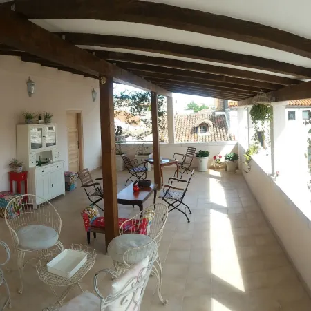 Banica Apartments & Rooms