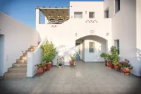 Kallisti Studios & Apartments Hotels in Skiros