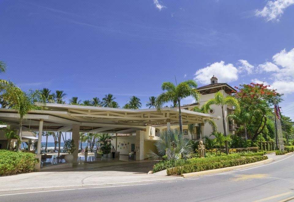 4. 호텔 타마린도 ..