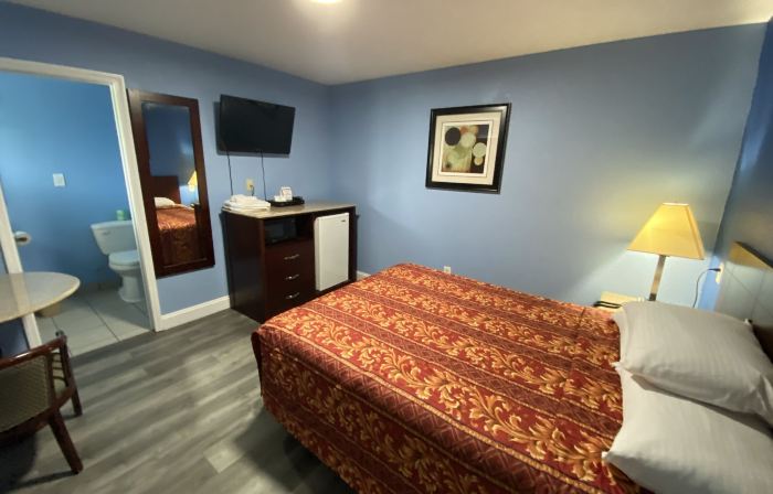 Red Carpet Inn & Suites Wrightstown