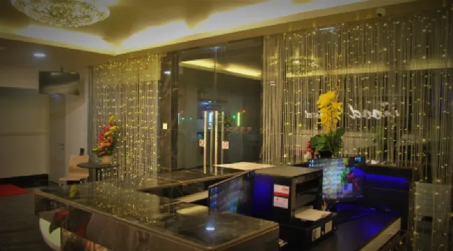 Good 9 Hotel Отели рядом с достопримечательностью «Asia Metropolitan University»