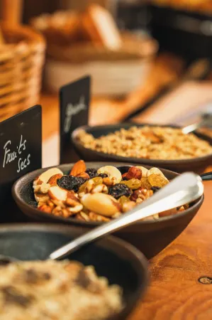 Hotel Aquatel Отели в г. Динан