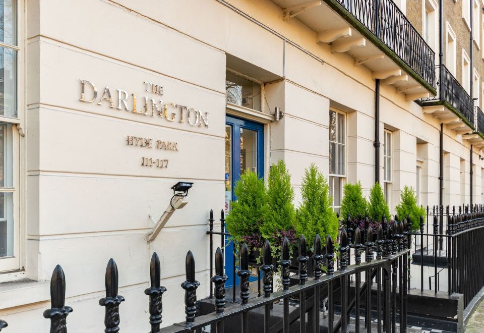 4. 더 달링턴 하이..