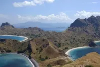 Komodo Boat Trip Hotels in Tondong Belang