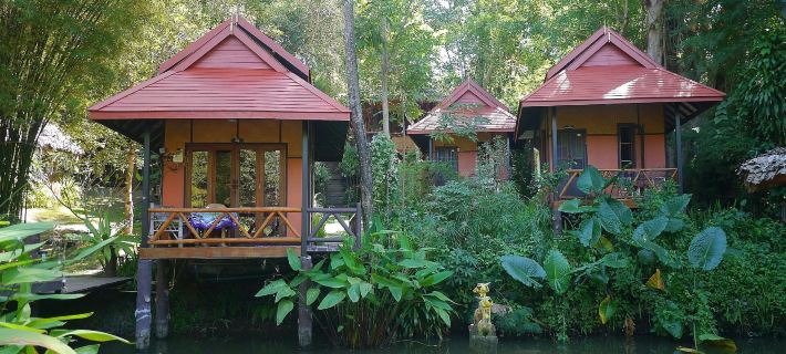 Pho Rak Nah Pai Hotels in Pai District