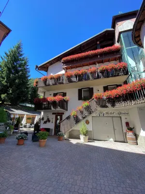 Albergo Aprica Garni - parking