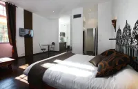 Domaine de l'Esperon Hotels in Dax