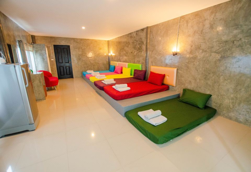 5. 더 레스트 호텔..