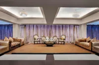 Ramada by Wyndham Karachi Creek - Parkering