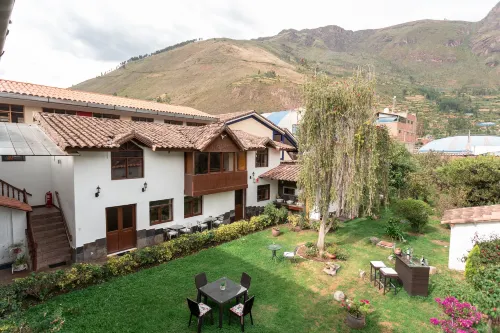 Hotel & Apartments Rhouse Calca Hotels in Calca