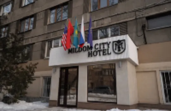 Mildom City Hotel Hotels near St Nicholas Cathedral