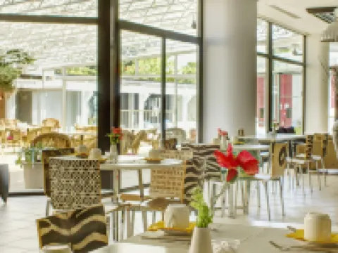 Hôtel Arles Plaza โรงแรมในอาร์ล