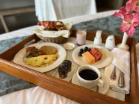Palau Royal Resort - breakfast